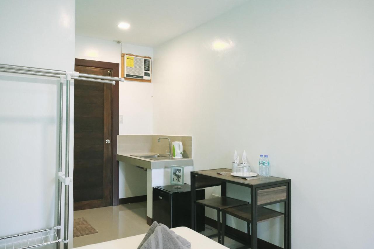 Casa D' Hiyas Homestay Panglao, Bohol ภายนอก รูปภาพ